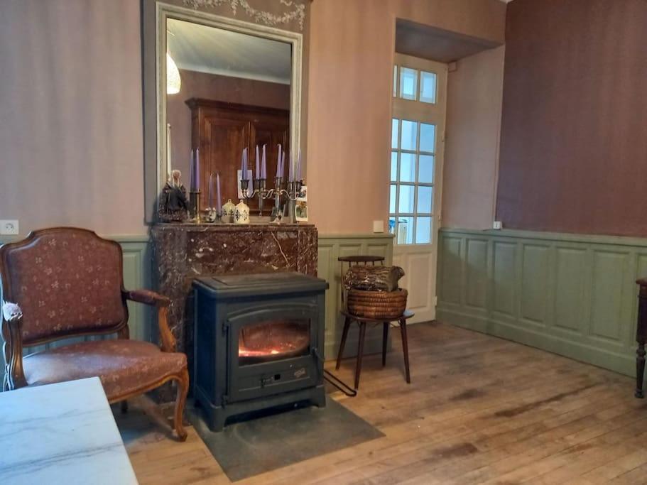 Maison Violette En Berry Aigurande ภายนอก รูปภาพ