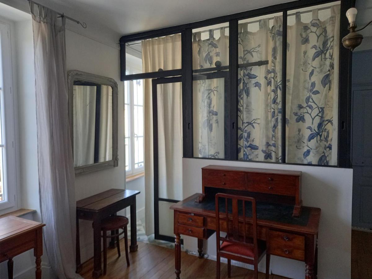 Maison Violette En Berry Aigurande ภายนอก รูปภาพ