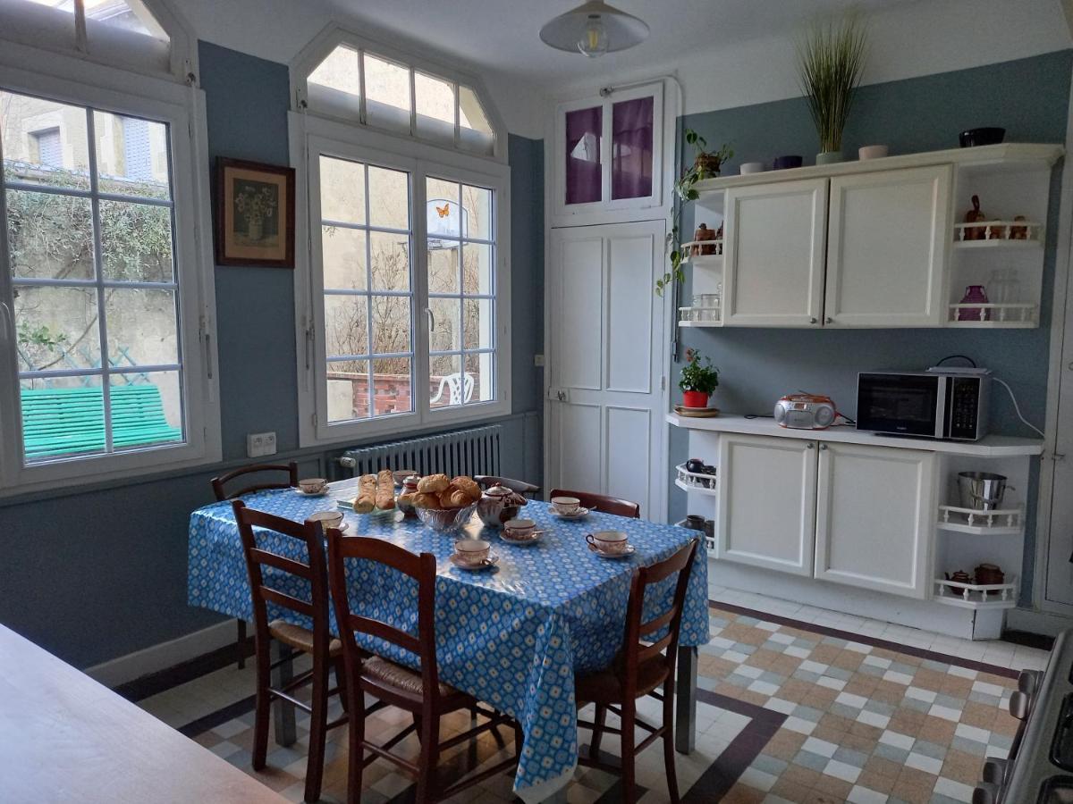 Maison Violette En Berry Aigurande ภายนอก รูปภาพ