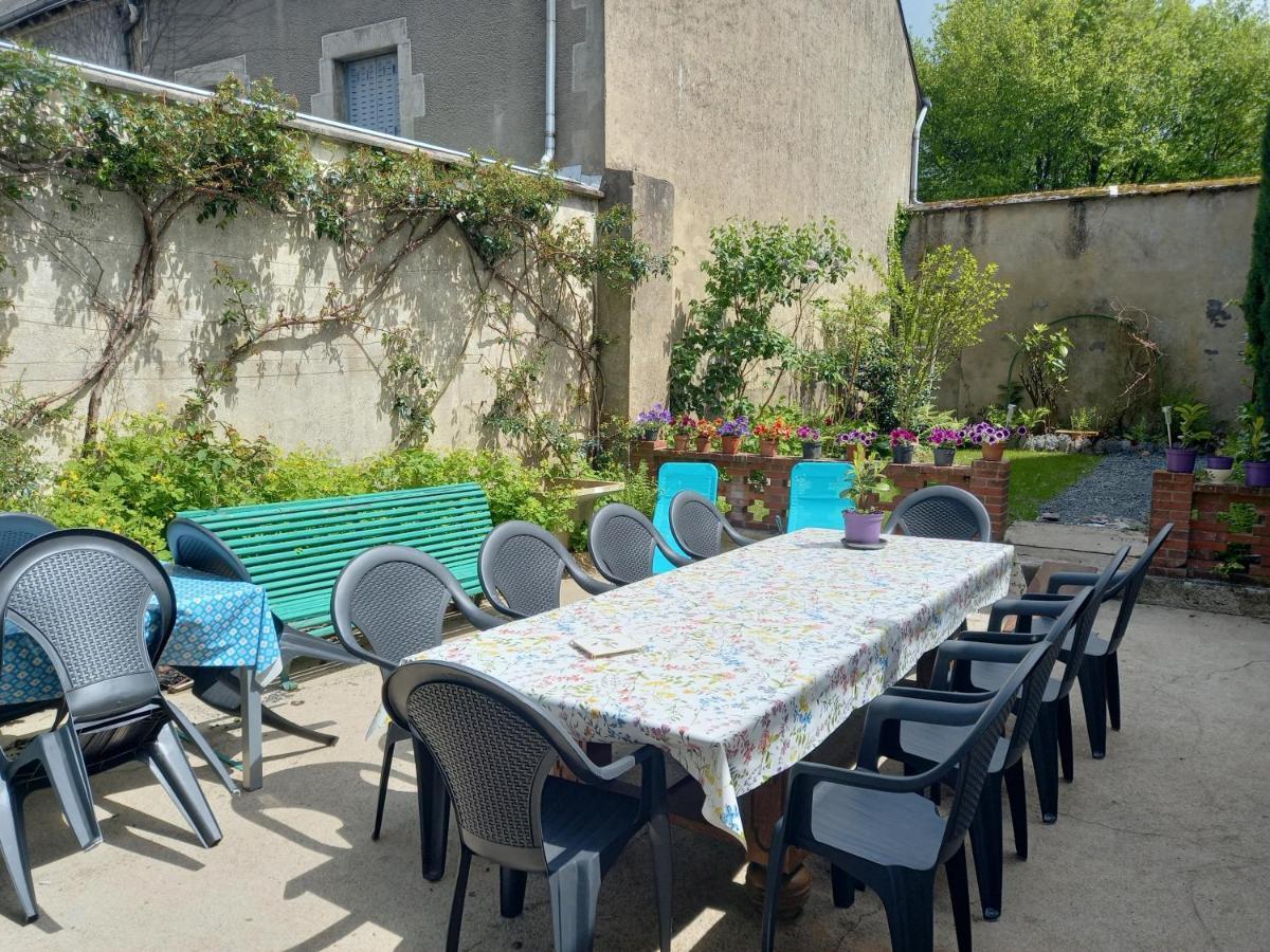 Maison Violette En Berry Aigurande ภายนอก รูปภาพ