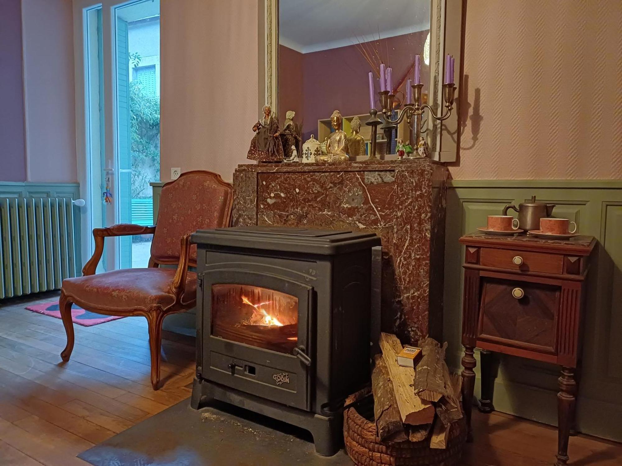 Maison Violette En Berry Aigurande ภายนอก รูปภาพ