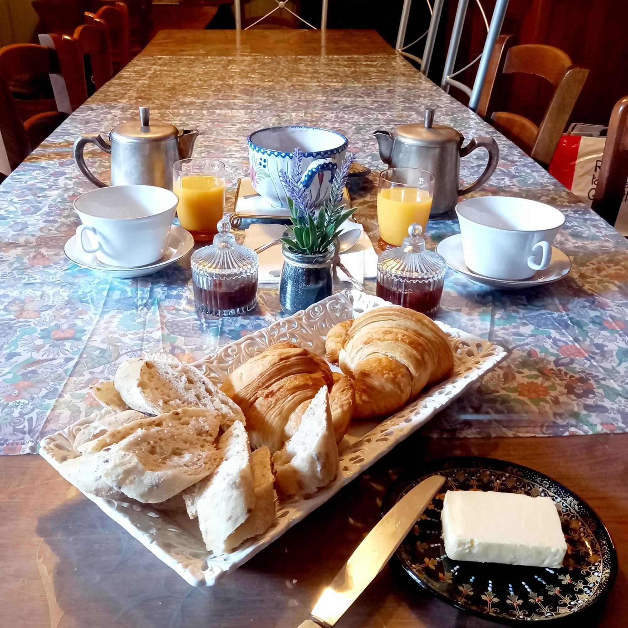 Maison Violette En Berry Aigurande ภายนอก รูปภาพ